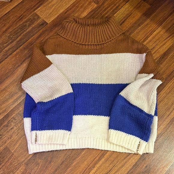 Lumiere Sweaters - Lumiere Turtleneck Sweater (S)